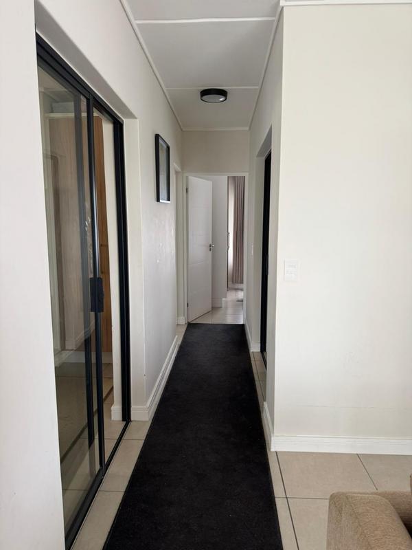 To Let 3 Bedroom Property for Rent in Sunningdale Western Cape